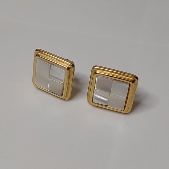 Square Gold Tone Napier Clip On Earrings - Picture 1 of 9